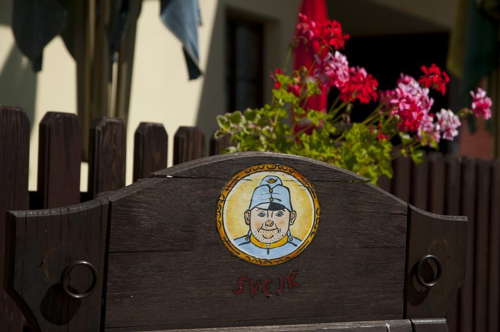 Hotel Slunce Havlíčkŭv Brod Exteriör bild